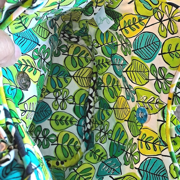 💚 💛 Vera Bradley Green Floral Princess Mini Handbag - Picture 6 of 7